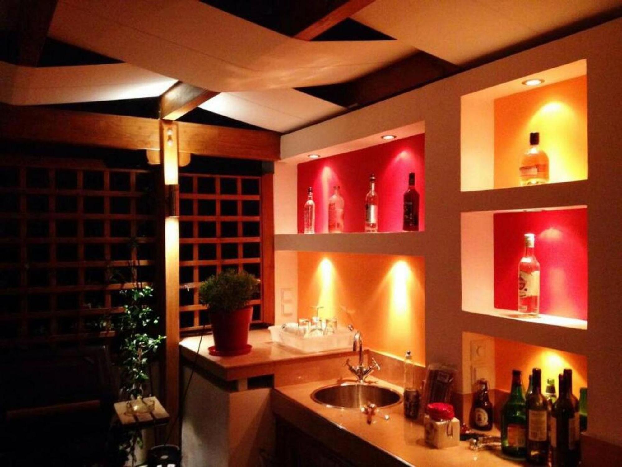 Elegant Apartment In Acropolis With Roof Garden 아테네 외부 사진