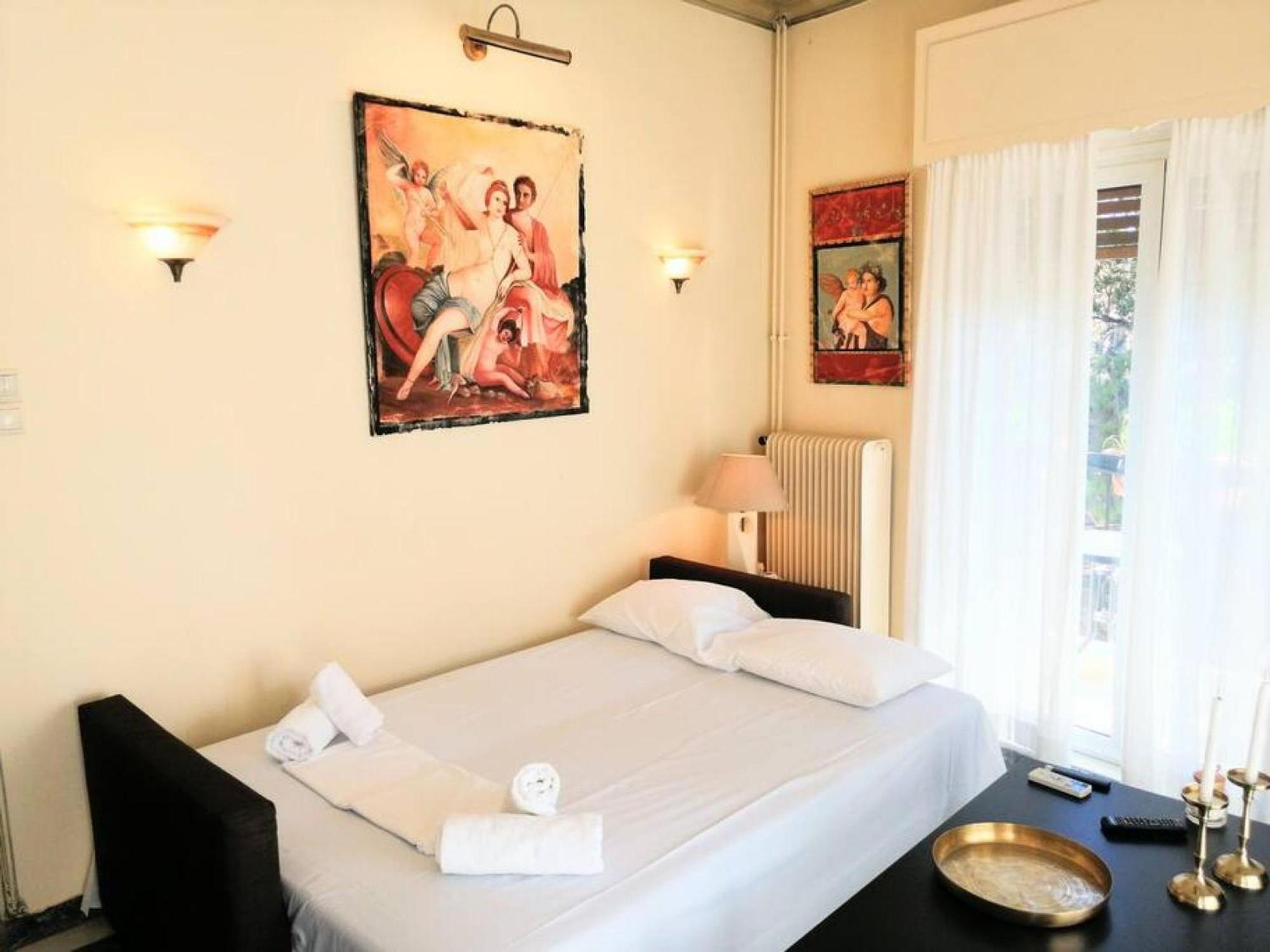 Elegant Apartment In Acropolis With Roof Garden 아테네 외부 사진