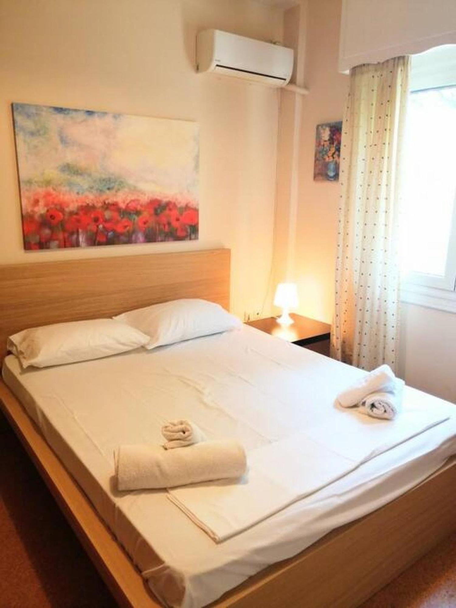 Elegant Apartment In Acropolis With Roof Garden 아테네 외부 사진